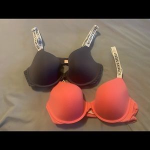 NWOT. Victoria Secret Bras. 💜💕